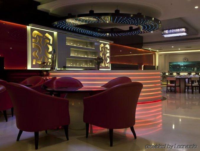 Central Blue Stone By Royal Orchid Gurgaon Ristorante foto
